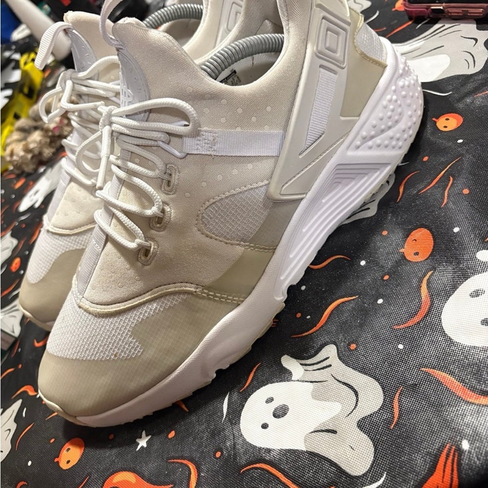 Nike Air Huarache Pure Platinum